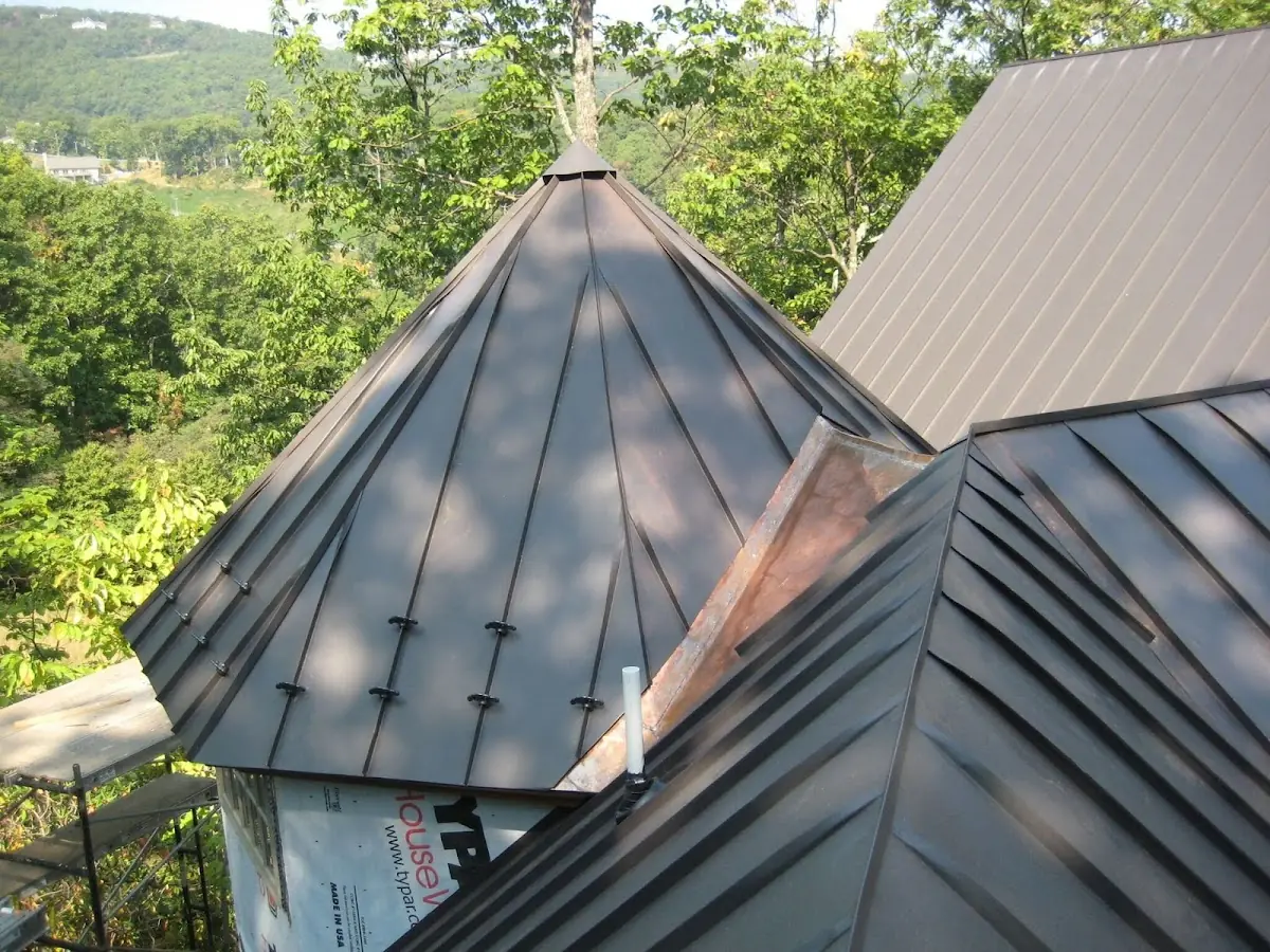 Professional Gutter Cleaning by Craftsman Roofing in Nutwood